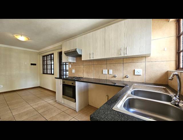 2 BEDROOM APARTMENT RENTED IN BOARDWALK